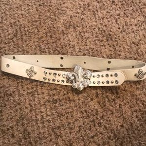Buckle jeweled belt medium